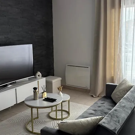 Апартаменты Le Marquis Courcouronnes